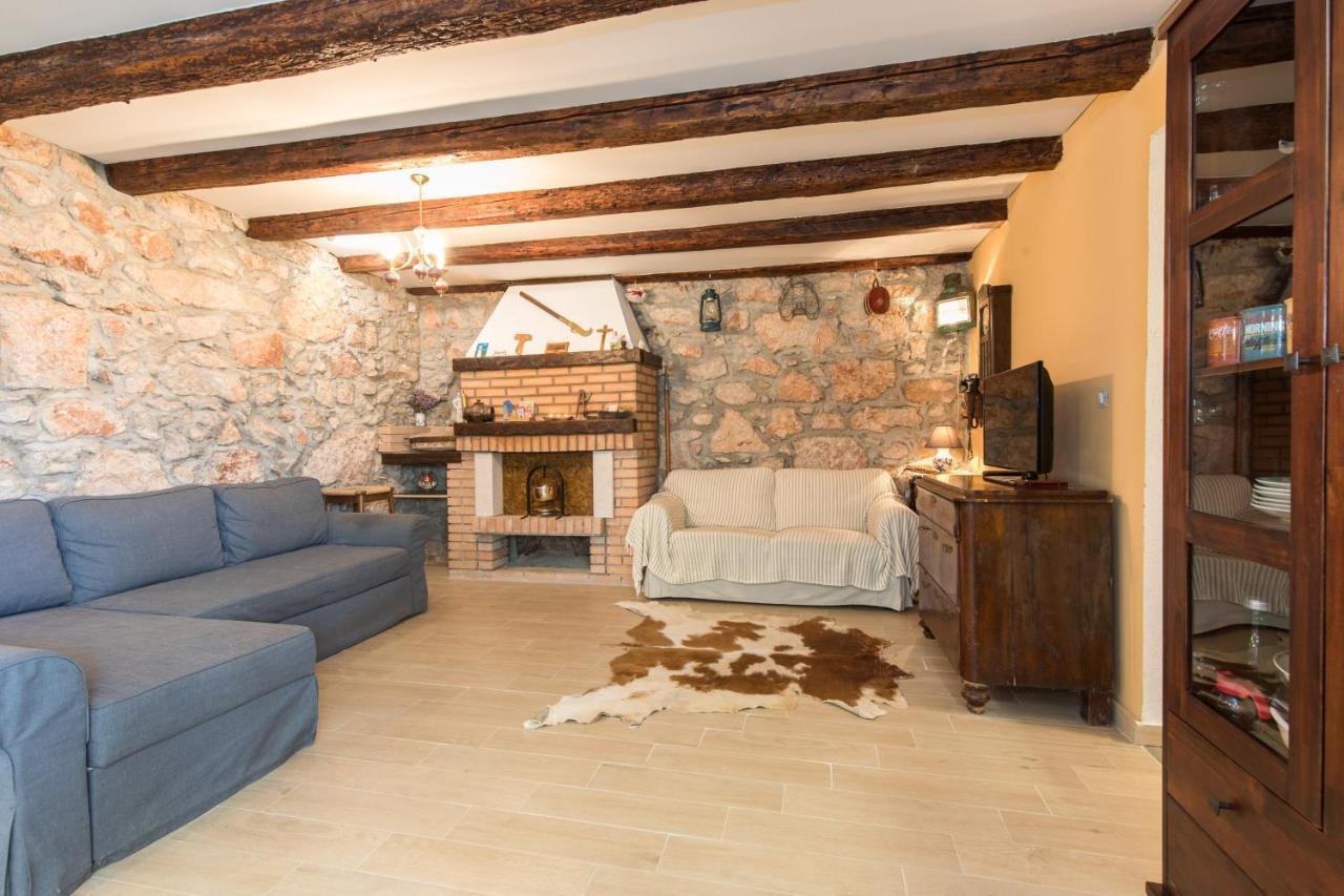 Apartman Lidija Рисика Экстерьер фото